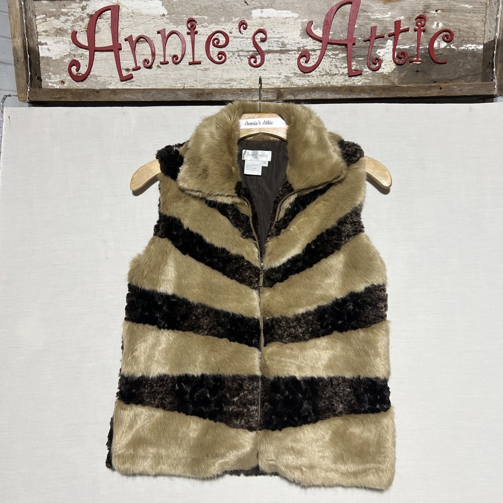 Great Cavalier By St Paul Ladies Faux Fur Vest Women's Small Soft Vest